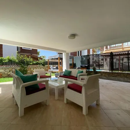 Vila Spectacular With Pool In Gocek